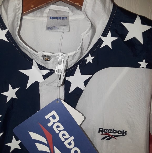 *NWT* Reebok track jacket - Picture 7 of 8